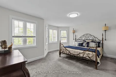 117 Violet Street Barrie ON L4N 9M8