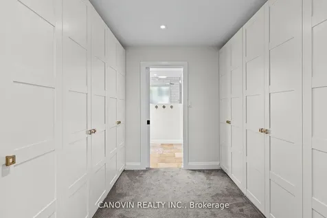 117 Violet Street Barrie ON L4N 9M8