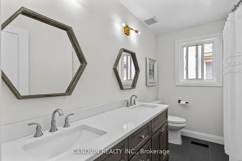 117 Violet Street Barrie ON L4N 9M8