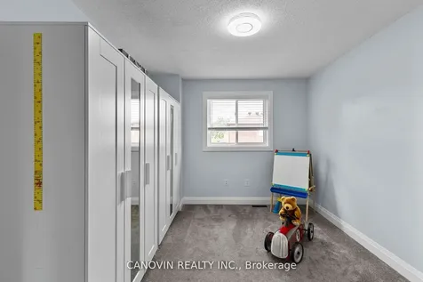 117 Violet Street Barrie ON L4N 9M8