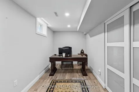 117 Violet Street Barrie ON L4N 9M8