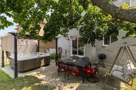 117 Violet Street Barrie ON L4N 9M8