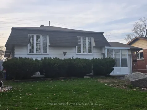 50 Farmingdale Crescent Barrie ON L4M 5E5