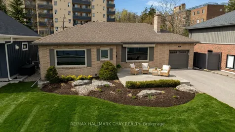68 Kempenfelt Drive Barrie ON L4M 1C1