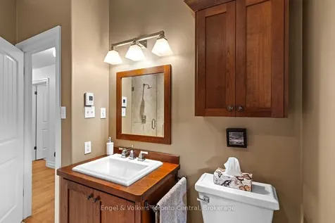 19 Georgian Manor Drive Collingwood ON L9Y 3Z1