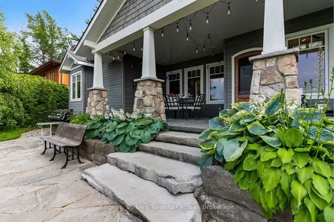 19 Georgian Manor Drive Collingwood ON L9Y 3Z1