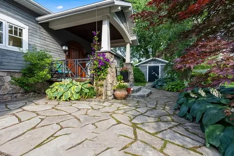 19 Georgian Manor Drive Collingwood ON L9Y 3Z1