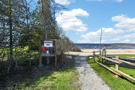 26 Waterside Drive Tay ON L0K 1R0