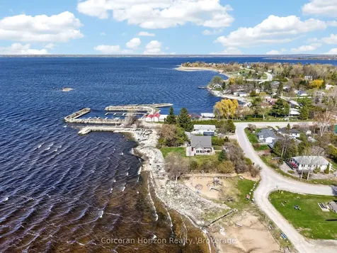 26 Waterside Drive Tay ON L0K 1R0