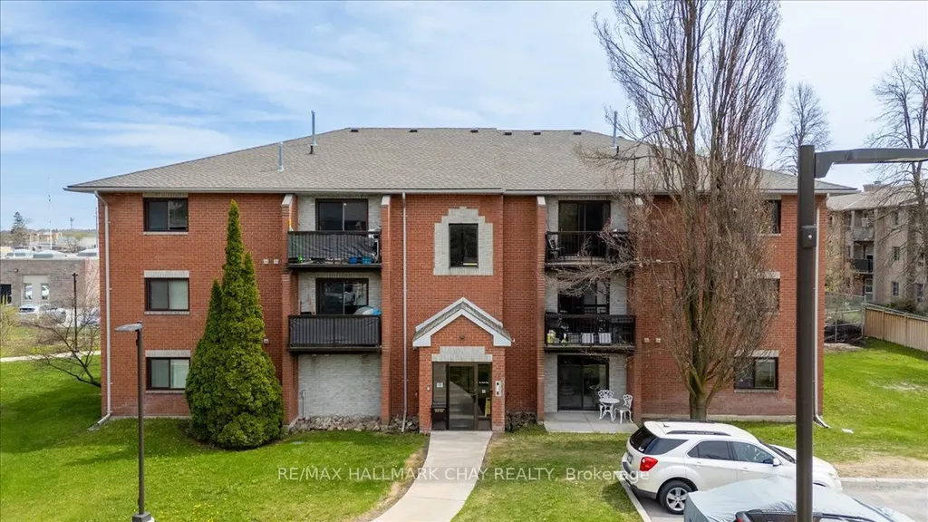 183 Edgehill Drive Barrie ON L4N 1L9