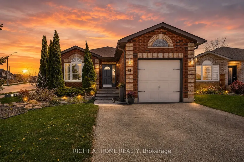61 Seline Crescent Barrie ON L4N 5V6