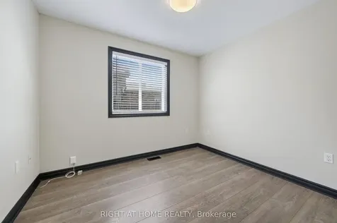 61 Seline Crescent Barrie ON L4N 5V6
