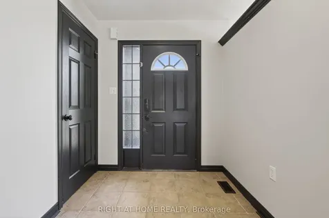 61 Seline Crescent Barrie ON L4N 5V6