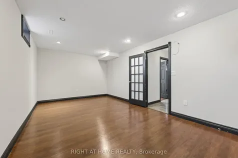 61 Seline Crescent Barrie ON L4N 5V6
