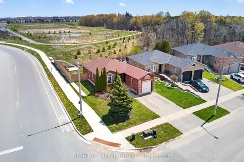 61 Seline Crescent Barrie ON L4N 5V6