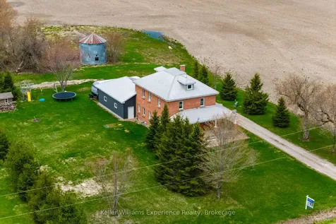 2936 Flos 6 Road W Springwater ON L0L 1P0