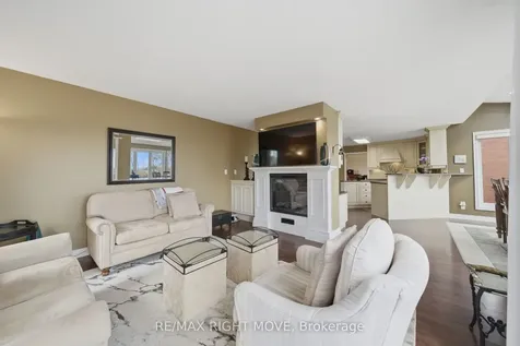 177 Brant Street W Orillia ON L3V 3N8