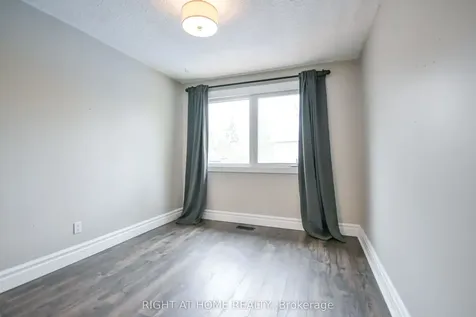 99 Oren Boulevard Barrie ON L4N 4M3