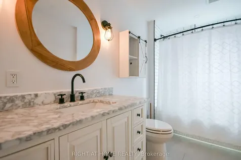 99 Oren Boulevard Barrie ON L4N 4M3