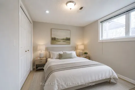 99 Oren Boulevard Barrie ON L4N 4M3