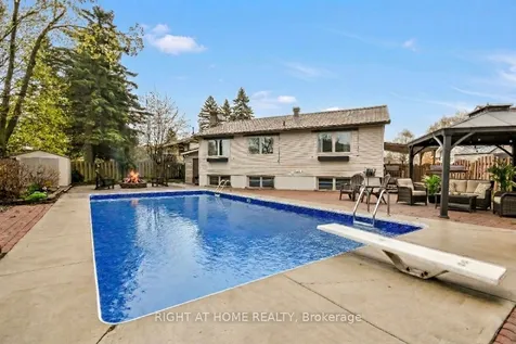 99 Oren Boulevard Barrie ON L4N 4M3