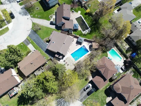 99 Oren Boulevard Barrie ON L4N 4M3