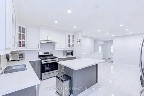 177 Hanmer Street E Barrie ON L4M 6W6
