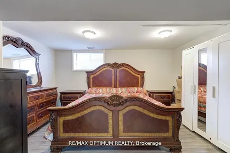 177 Hanmer Street E Barrie ON L4M 6W6