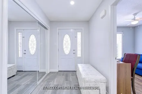 177 Hanmer Street E Barrie ON L4M 6W6