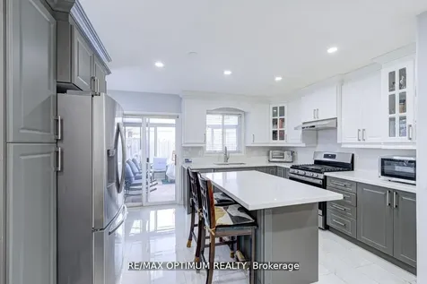 177 Hanmer Street E Barrie ON L4M 6W6