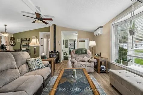 1 Allen Drive S Wasaga Beach ON L9Z 1K5