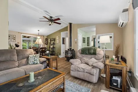1 Allen Drive S Wasaga Beach ON L9Z 1K5