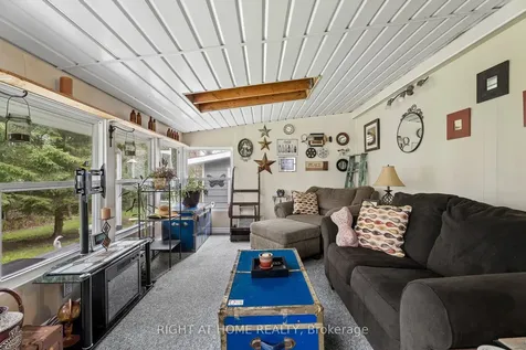 1 Allen Drive S Wasaga Beach ON L9Z 1K5