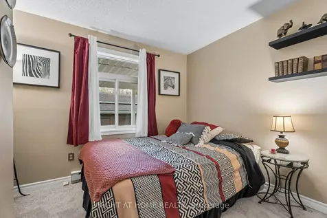 1 Allen Drive S Wasaga Beach ON L9Z 1K5