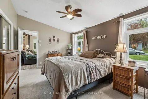 1 Allen Drive S Wasaga Beach ON L9Z 1K5
