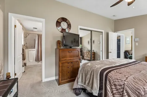 1 Allen Drive S Wasaga Beach ON L9Z 1K5