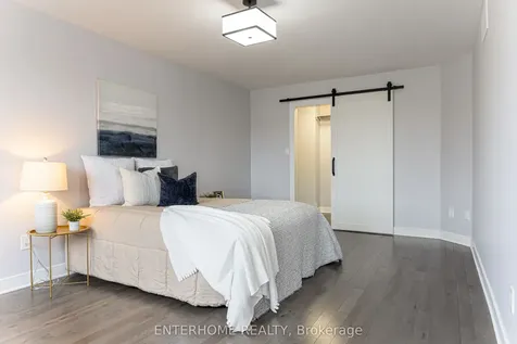 127 Birchwood Drive Barrie ON L4M 6X3