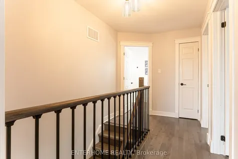 127 Birchwood Drive Barrie ON L4M 6X3