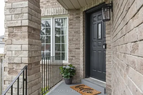 127 Birchwood Drive Barrie ON L4M 6X3