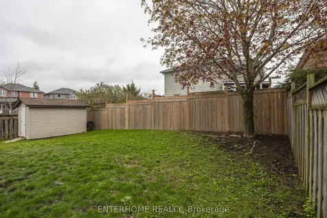 127 Birchwood Drive Barrie ON L4M 6X3