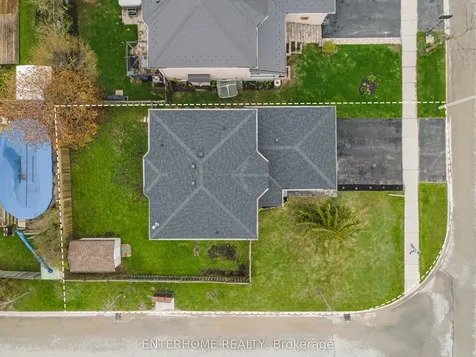 127 Birchwood Drive Barrie ON L4M 6X3