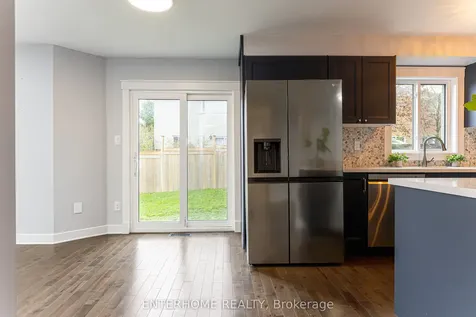 127 Birchwood Drive Barrie ON L4M 6X3