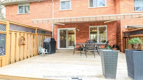 13 Bailey Court Barrie ON L4N 8N1