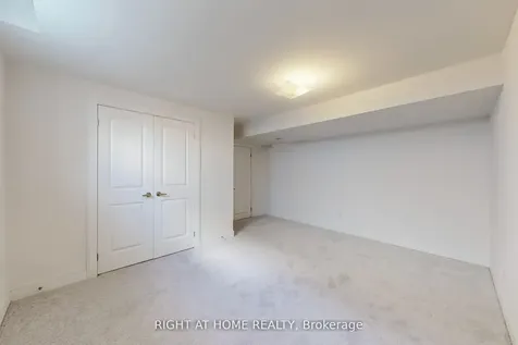 258 Duncan Street Clearview ON L0M 1S0