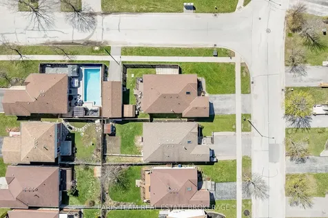 57 Wessenger Drive Barrie ON L4N 8P8