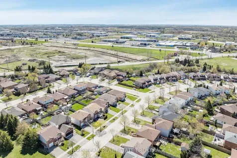 57 Wessenger Drive Barrie ON L4N 8P8