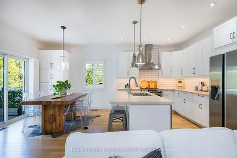 86 Marilyn Avenue S Wasaga Beach ON L9Z 2Y1