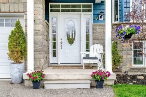 86 Marilyn Avenue S Wasaga Beach ON L9Z 2Y1