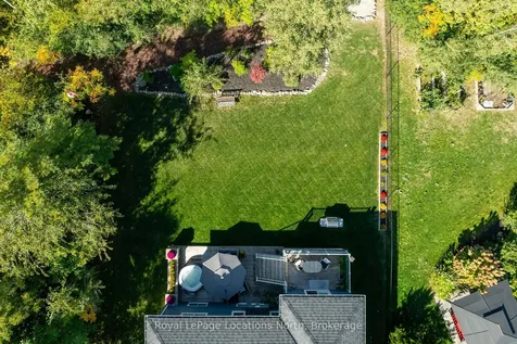 86 Marilyn Avenue S Wasaga Beach ON L9Z 2Y1