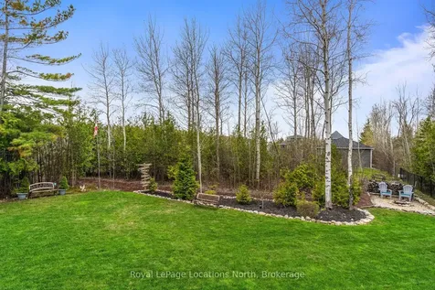 86 Marilyn Avenue S Wasaga Beach ON L9Z 2Y1